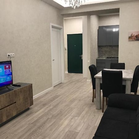 Charm Apartment Tbilisi Exterior photo